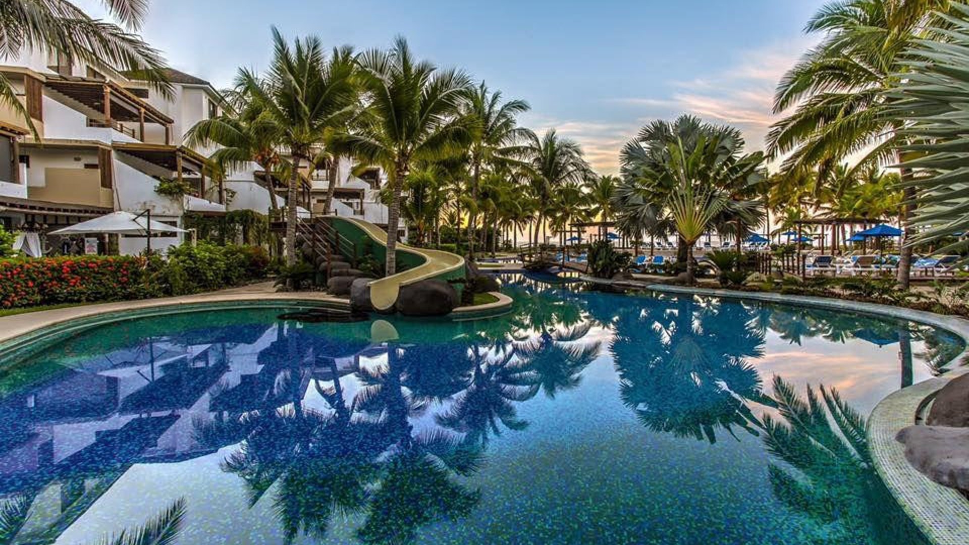 VILLA DE LUJO EN VENTA EN LOS CABOS MONTERRICO