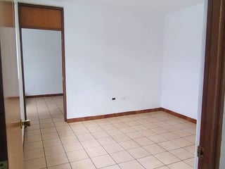 Casa en Venta y Renta – Zona 1, Villa Nueva - 2