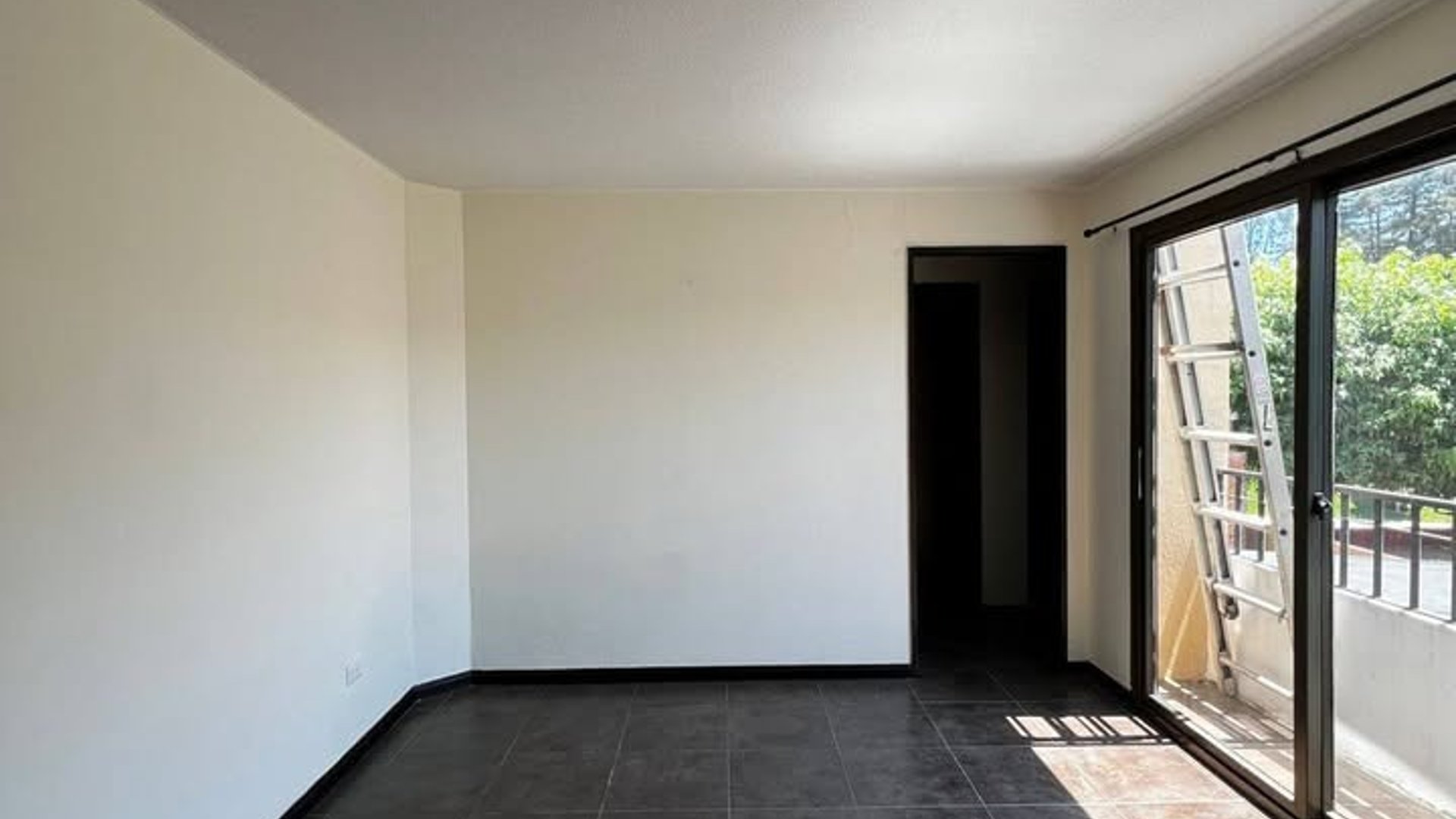 Casa KM. 21.5 Caes, 3 habitaciones, pergola Ref-5930 - Image 1