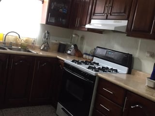 Vendo Linda Casa en Condominio Quebradas De Las Rosas, Zona 12 - 5