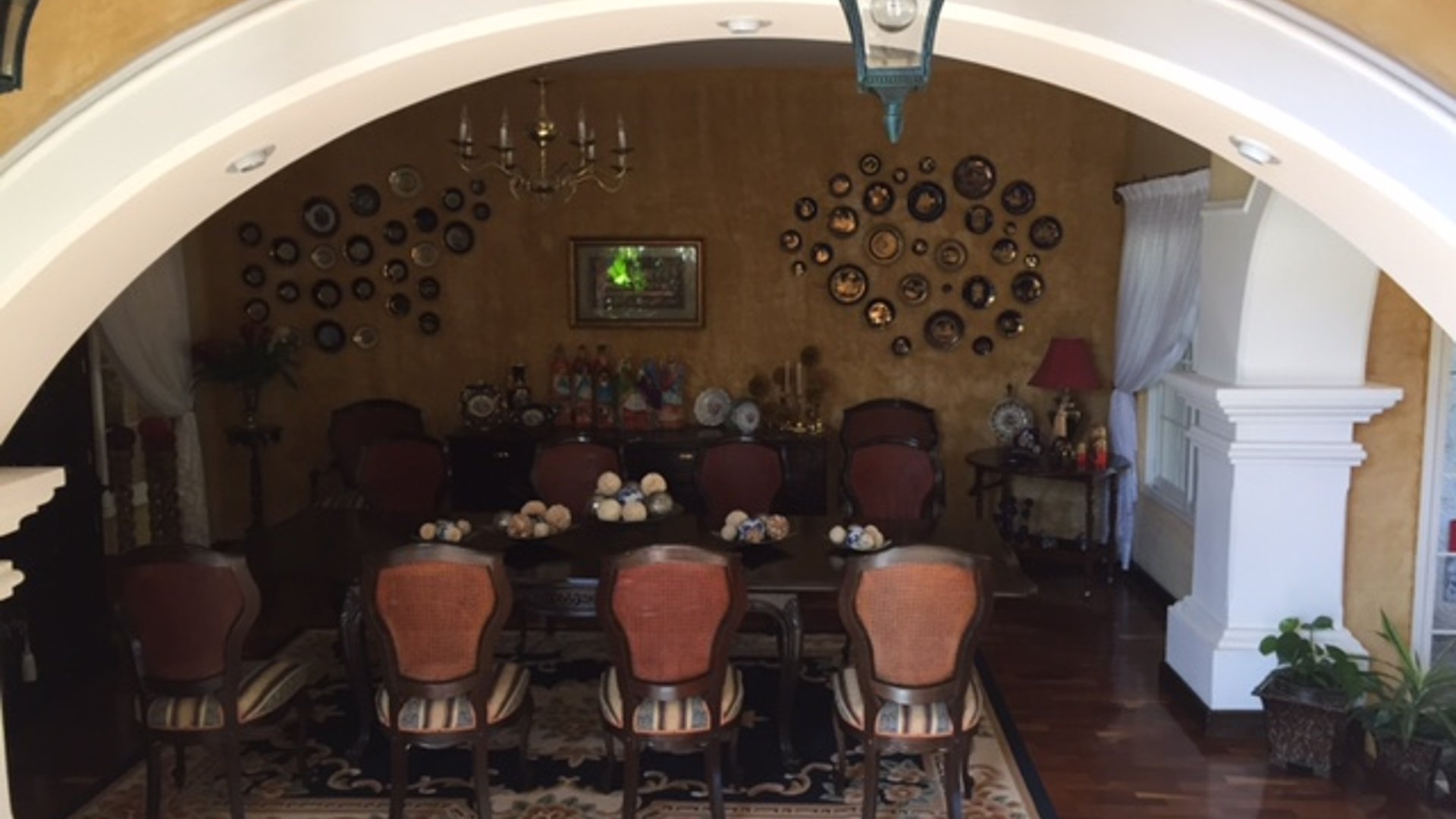 Casa Grande 4 habs en venta Res. Sta. Clara CES