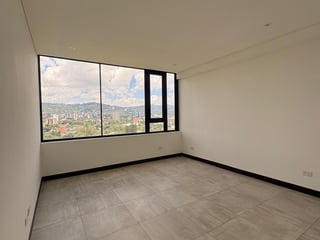 Penthouse en Venta Edificio Milenia, zona 10 - 5