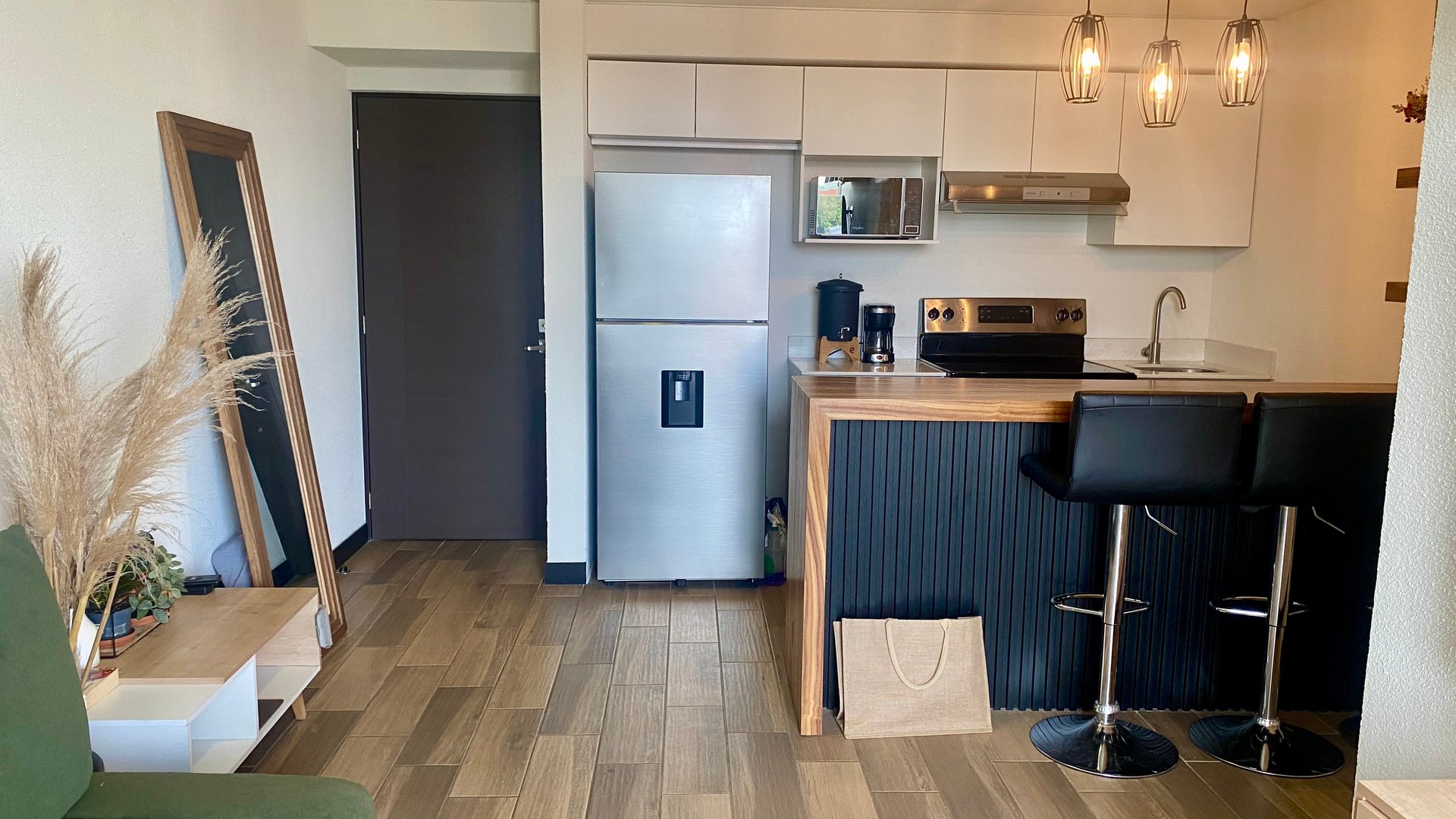 Apartamento en Venta, Edificio Bossen, zona 2 - Miniatura 2
