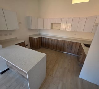 Casa con balcón de 4 habs en venta Trivento KM 18.5 CAES Ref-5635