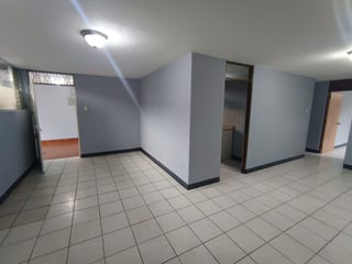📍 CASA EN RENTA – 3 HAB + 1 NIVEL | COLONIA UTATLÁN 1 | ZONA 7 - 2