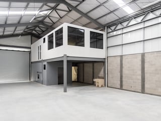 Ofibodegas de 406.10 m2 en Renta en Villa Canales NUEVA - Image 1