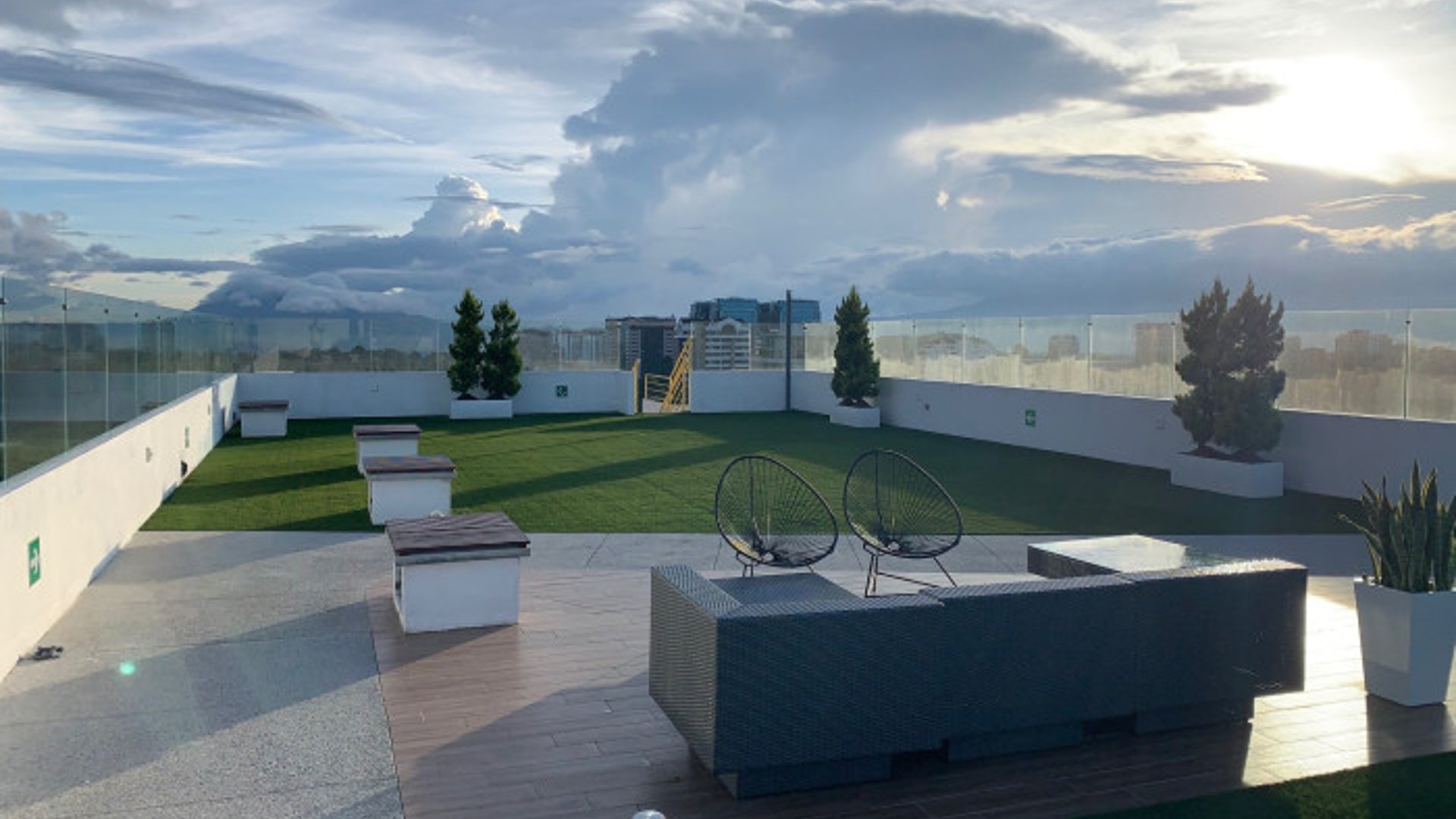 En renta apartamento en CityHaus zona 10 - Miniatura 17