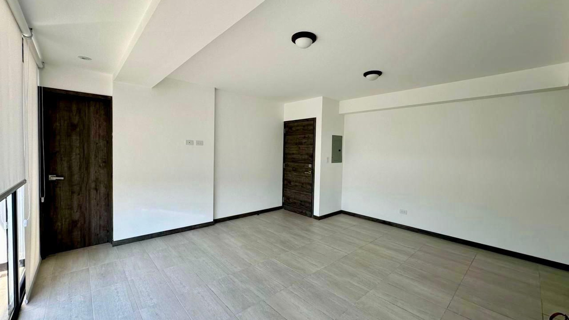 Apartamento en venta para inversion con 3 habitaciones en Z15 Ref-5451