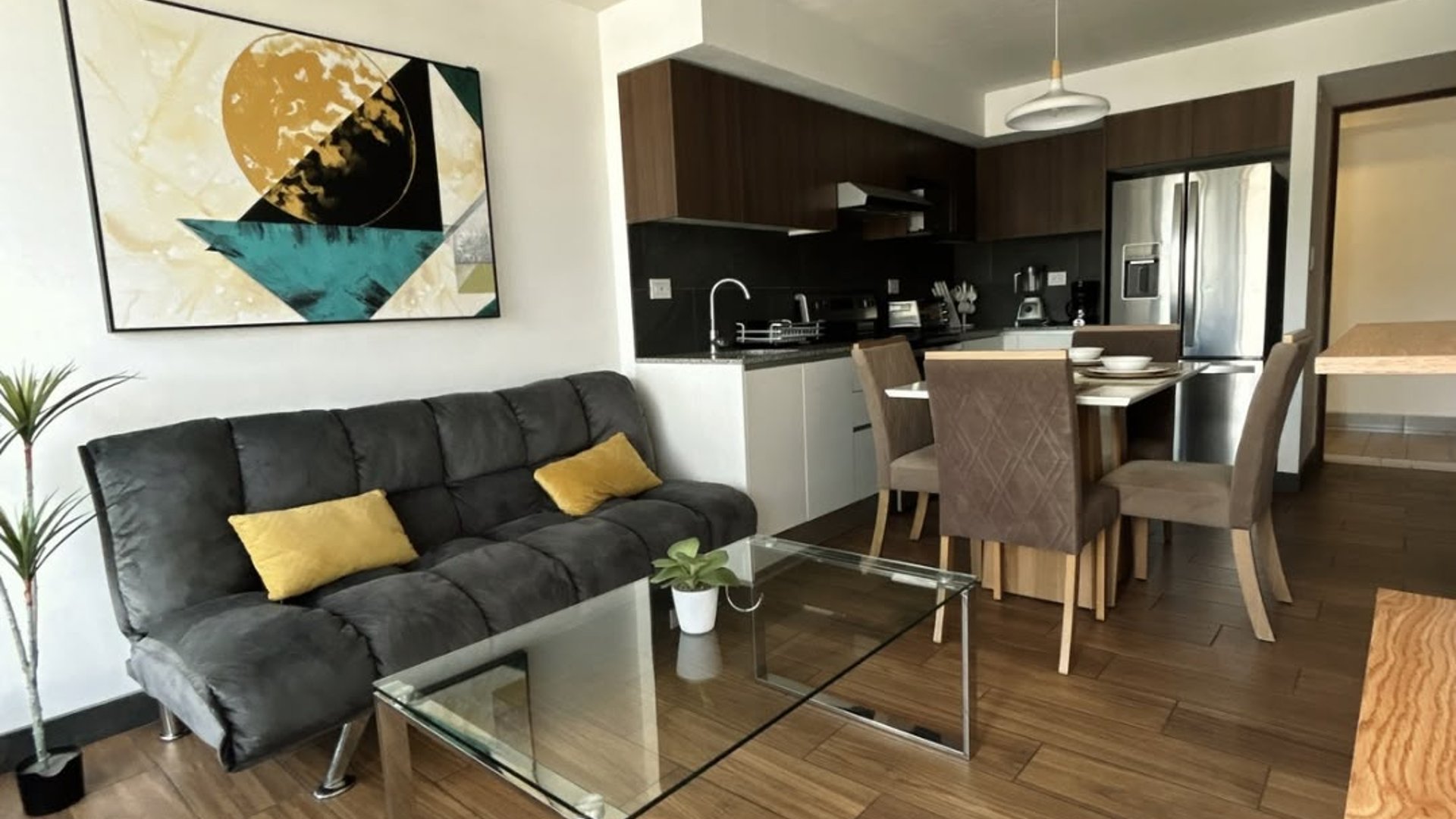 Apartamento en renta Amueblado en zona 14 - Miniatura 4