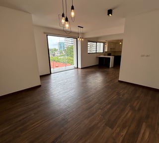 Alquilo Apartamento en Edificio Casa Clara z10