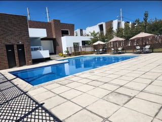 Town house en renta en zona 7 - 5