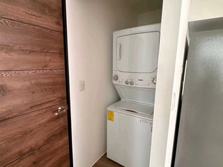 APARTAMENTO EN VENTA 📍 Edificio Senseti, zona 10 - Image 9