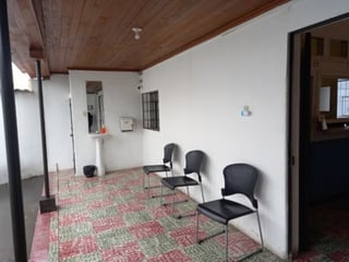 Clínica Médica en Renta Centro de Mixco, Guatemala - 3