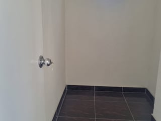 PLAZA BURÓ/ Oficina en Renta , zona 10 - 3