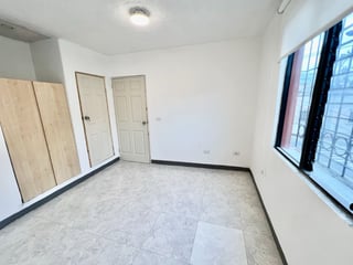Espacios para Oficinas o Clínicas en Alquiler, zona 1 - 2