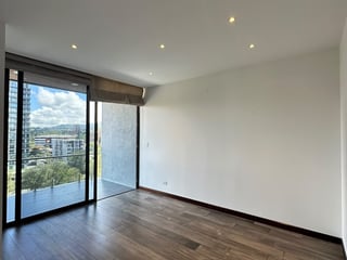 Rento apartamento en zona 15 VH2 Edificio Vhista - 2