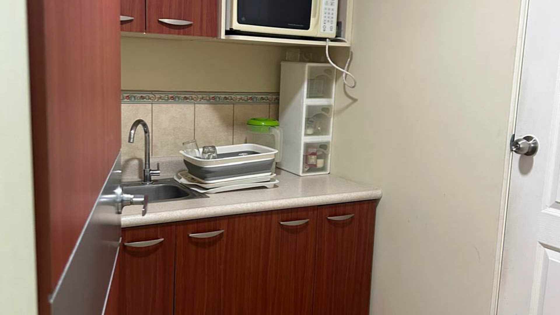 OFICINA EN VENTA EN ZONA 10 - Miniatura 9