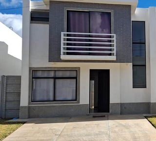 CASA EN VENTA EN EL KM 30.5 EN CONDOMINIO CARRETERA EL SALVADOR
