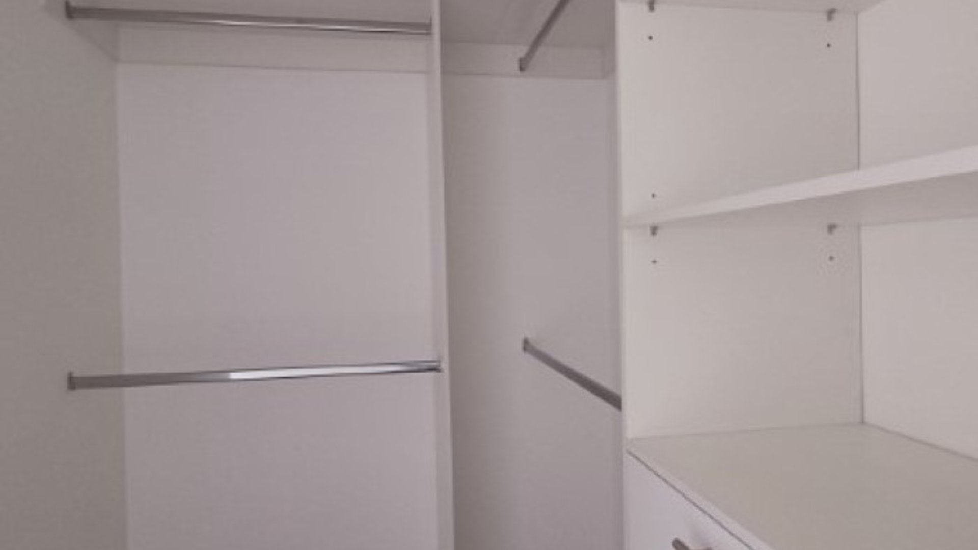 Apartamento en renta Edificio ROQUE Zona 2 Ciudad - Miniatura 21