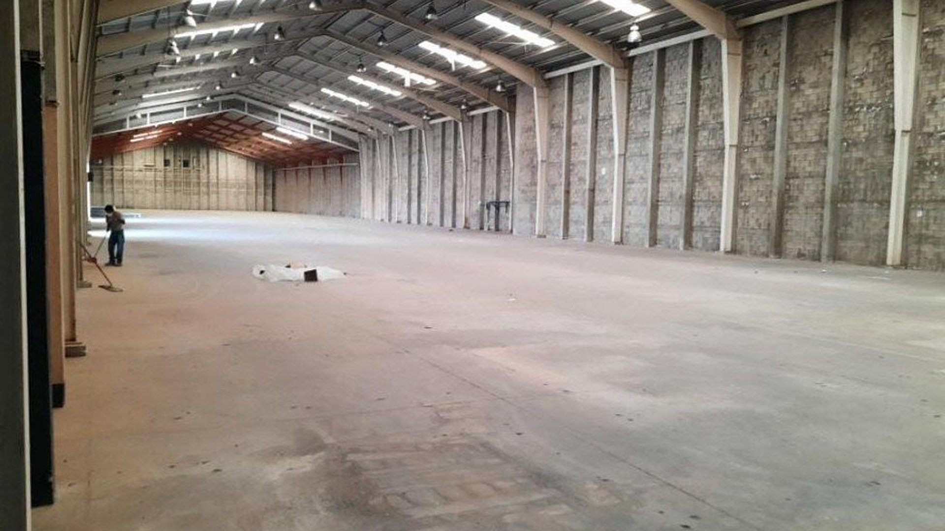 ???? BODEGA INDUSTRIAL EN RENTA