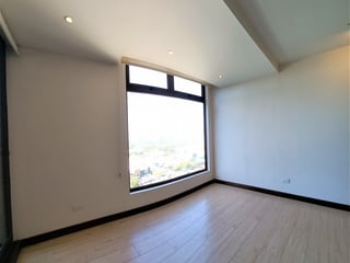 Apartamento Venta en Zona 10 - 5