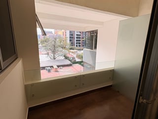 Alquilo Lindo Apartamento en Edificio Cobella zona 14 - 3