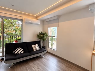 📍 APARTAMENTO EN RENTA – 2 HAB + 2 BALCONES | IRIDIA ELGIN | ZONA 13 - 5