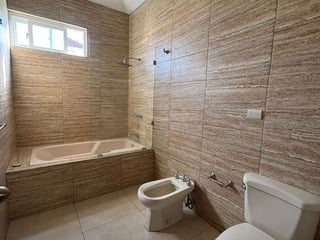 Casa en Alquiler Condominio Entreverdes Km. 20.5 carretera a Fraijanes - Image 13