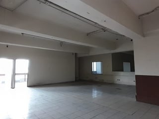 Oficina en Alquiler en Edificio Ilumina zona 7 - 2