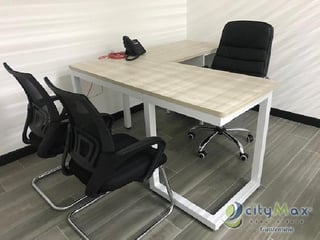 En Renta Oficina Comercial en Distrito Moda zona 16 - 5