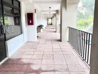 VENDO OFICINAS – ZONA 11 - 5