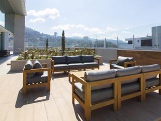 OFICINA EN VENTA EN ZONA 15 VISTA HERMOSA 2 - 5