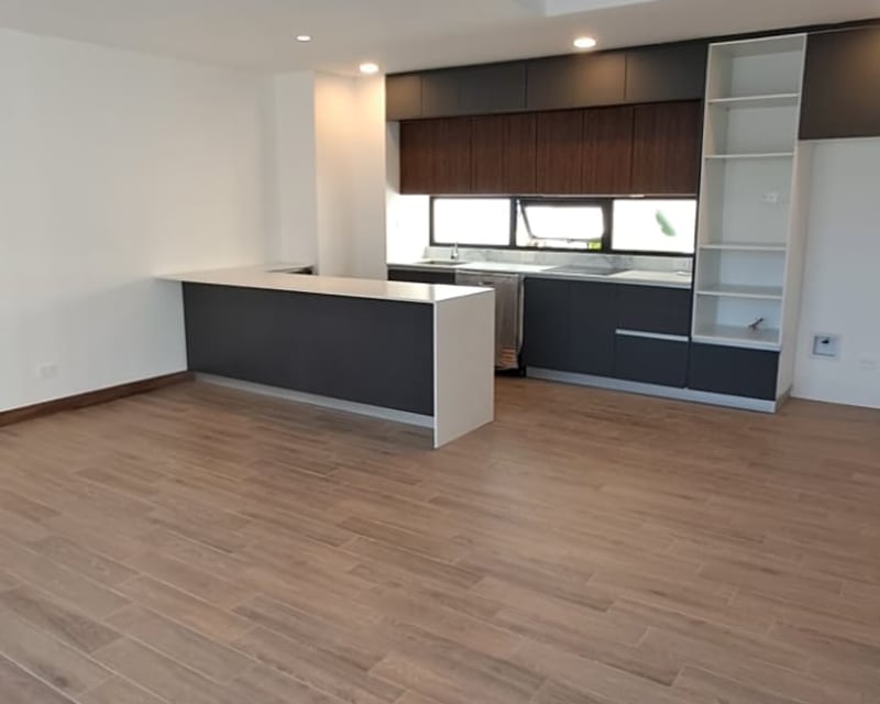 Apartamento con piscina en renta - 3 habitaciones en zona 15 Ref-5805