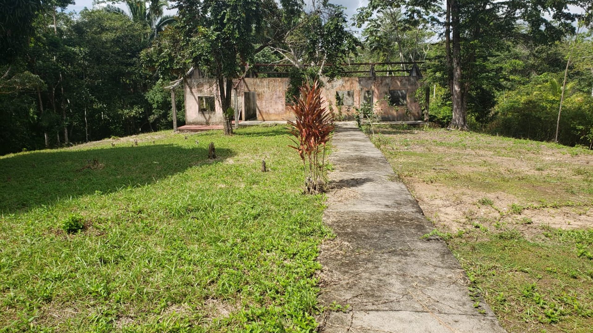 Propiedad en venta, Rio Dulce - Miniatura 2