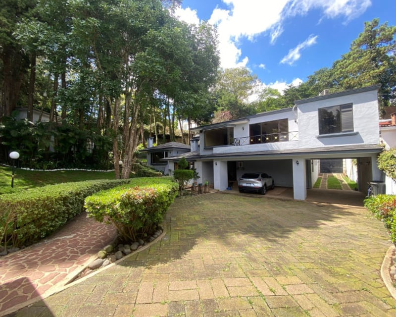 Casa Renta fuera de condominio Carr. al Salvador Km 18