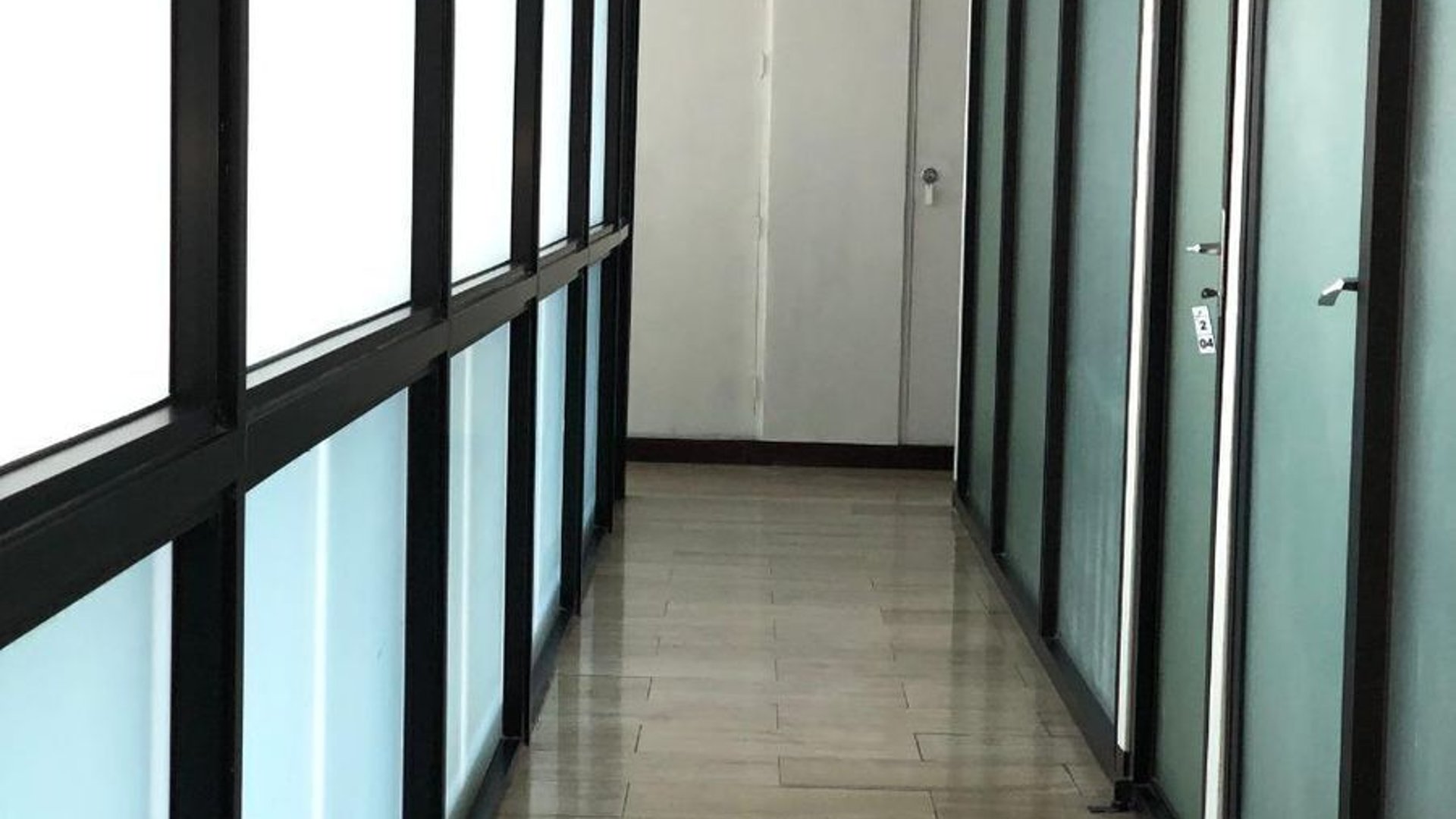 Edificio en ALQUILER en zona 10 - Miniatura 8
