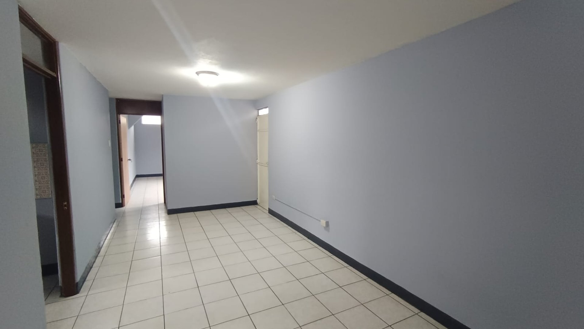 📍 CASA EN RENTA – 3 HAB + 1 NIVEL | COLONIA UTATLÁN 1 | ZONA 7