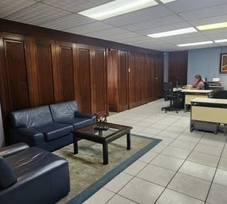 Oficina en Venta – Géminis 10, Zona 10