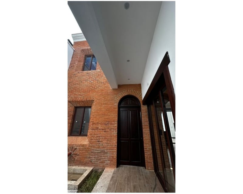 📍 CASA EN VENTA – 4 HAB | HACIENDA DEL COMENDADOR | SAN MIGUEL DUEÑAS