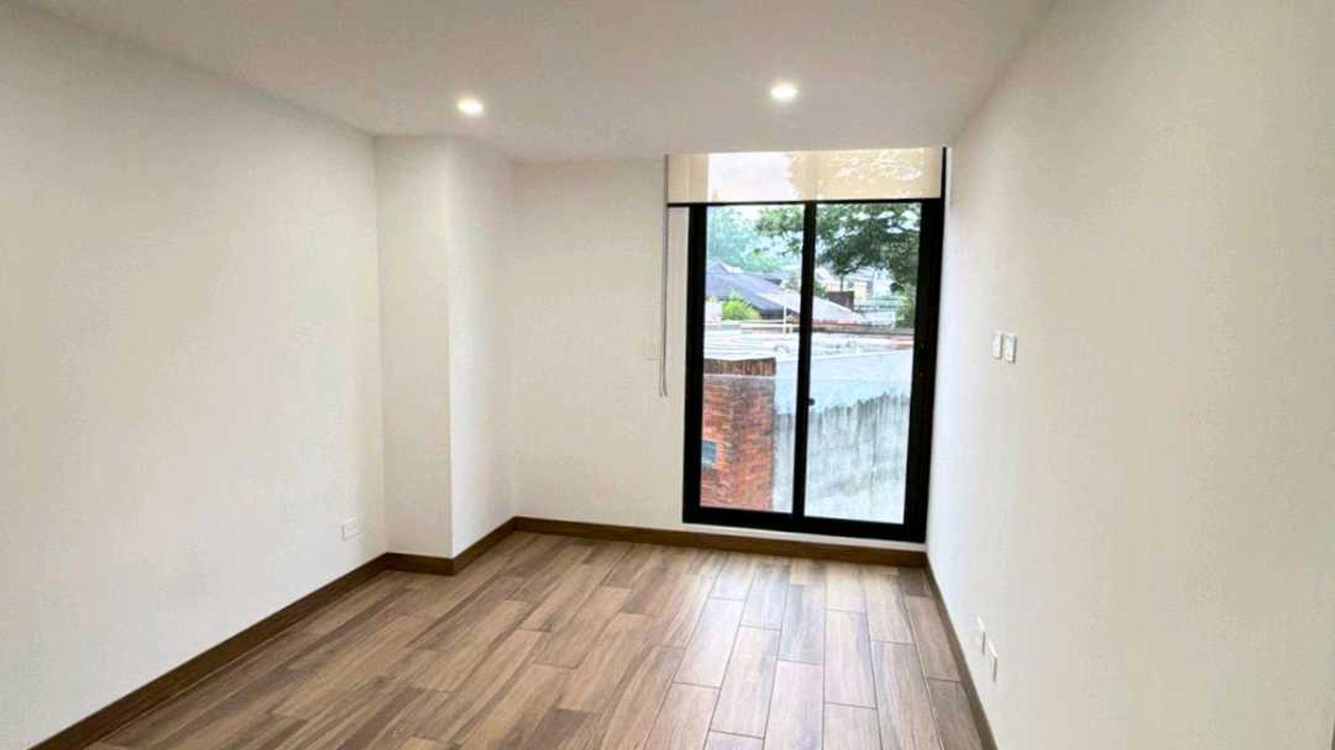 APARTAMENTO EN ALQUILER???? Edificio Privé, Zona 15 - Miniatura 7