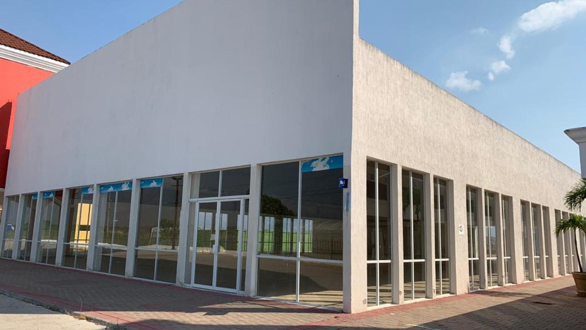 Venta de Bodega/local  en  Centro Comercial Estanzuela, Zacapa