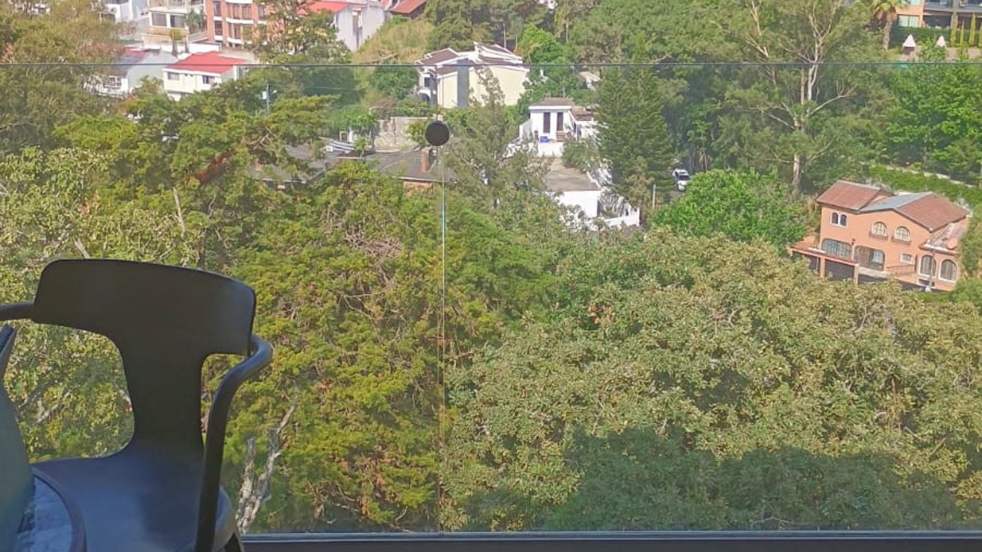Alquiler de Apartamento Amueblado Tipo Loft en Zona 15