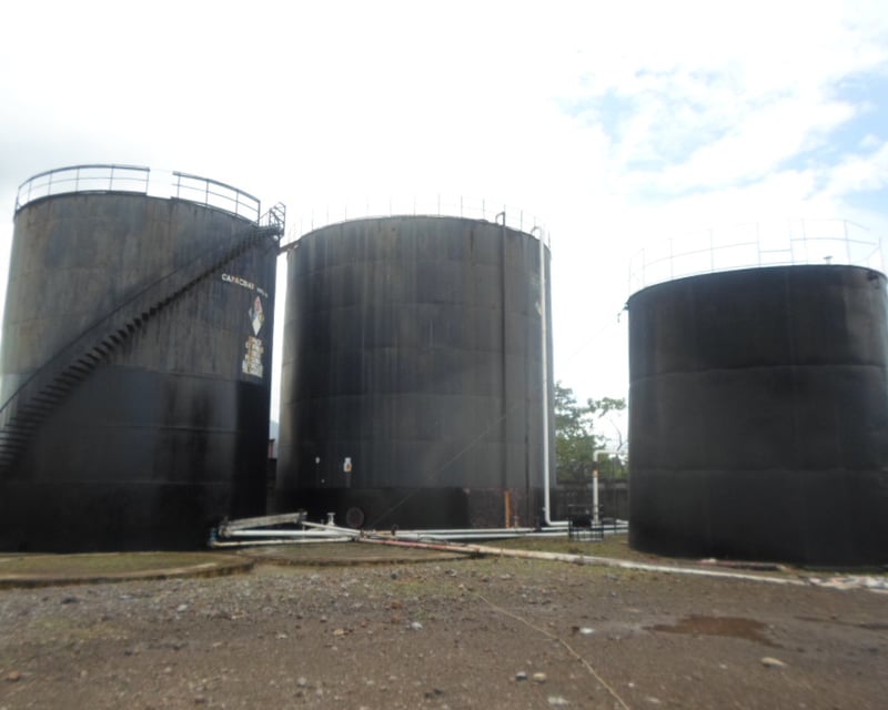 Tanques en renta en Santo Tomás de Castilla Guatemala