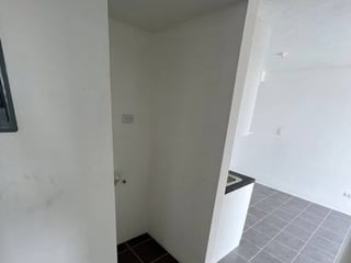 Apartamento en Renta Edificio Berlindo Zona 1 de Mixco - Image 6