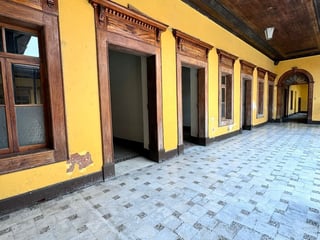CASA EN RENTA EN ZONA 1 - 5