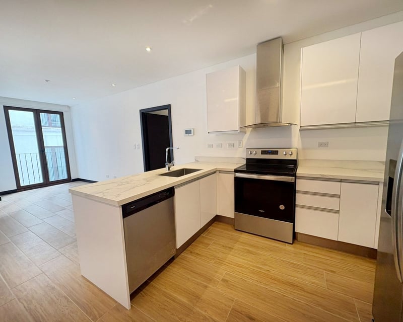 Apartamento en Lirios de Cayalá, zona 16