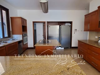 House for Sale Encinos de Cayalá, Zona 16 | 5 Bedrooms + 6 Parking Spaces - Image 3