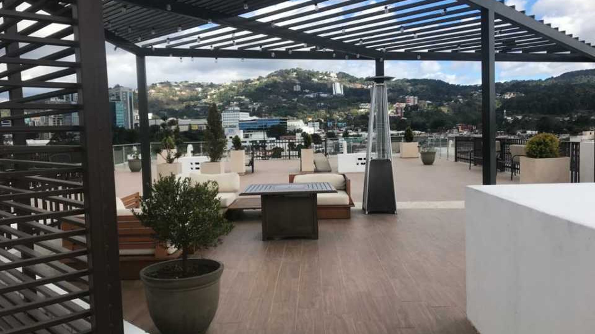 Vendo apartamento  Zona 14, Edificio Garcés de la Villa - Miniatura 25