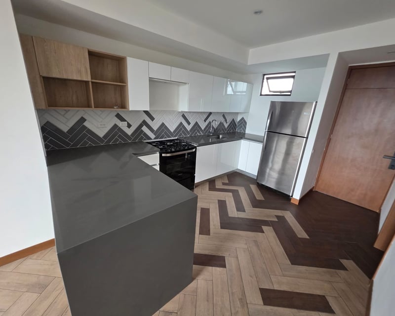 Apartamento en renta - 2 habitaciones con gimnasio en zona 16 Ref-5767