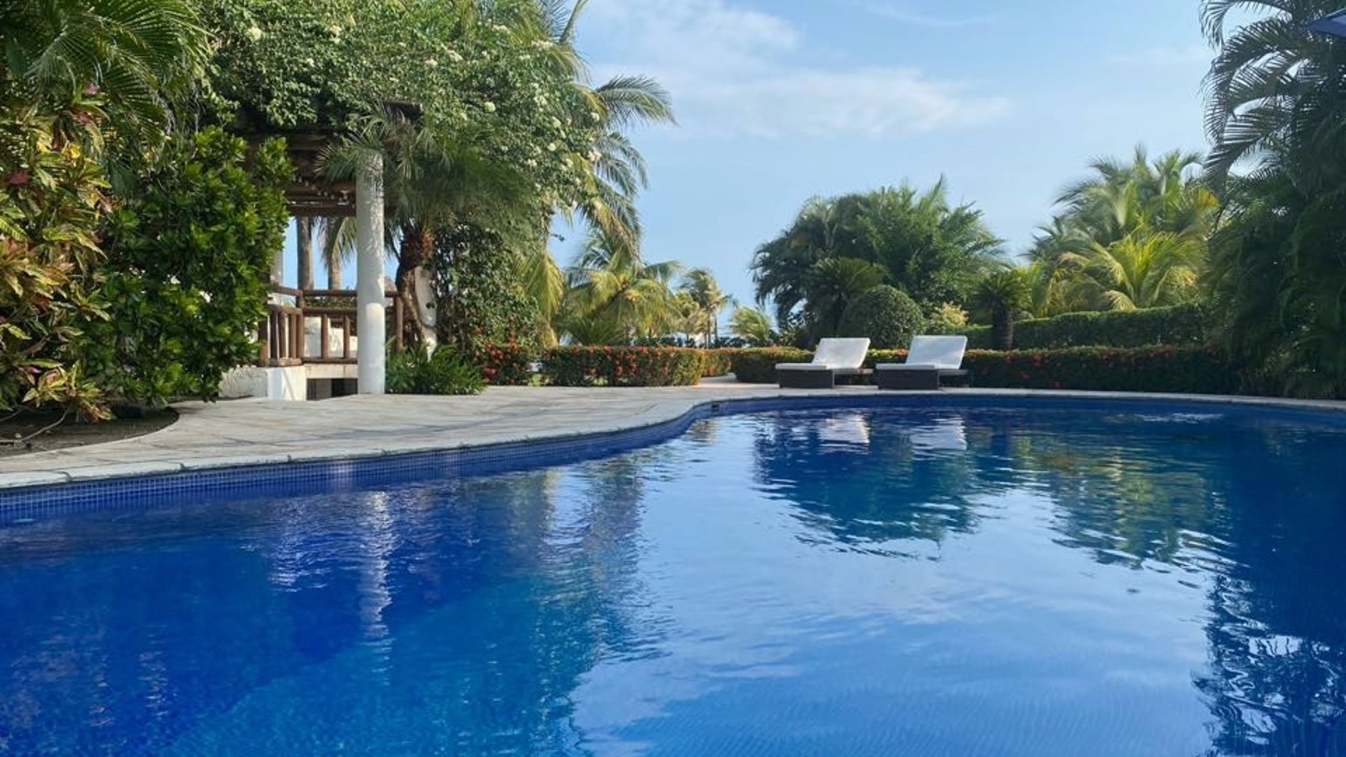 Casa frente a la playa en alquiler, 4 habitaciones Marena